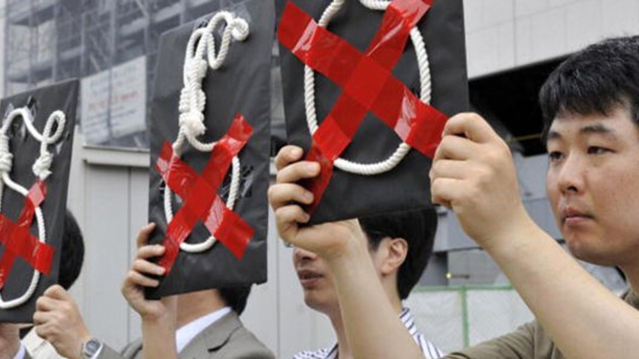 Japonya'da üç kişi idam edildi