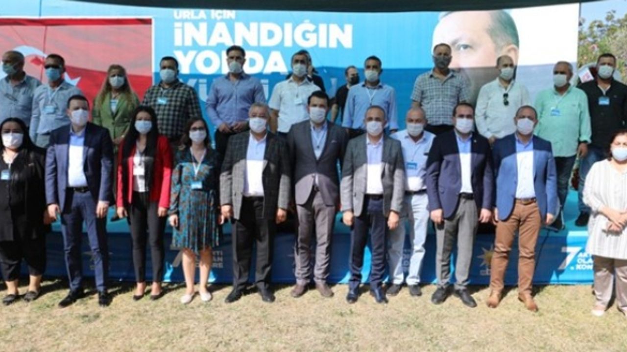 AK Parti Urla'da Başkan güven tazeledi!