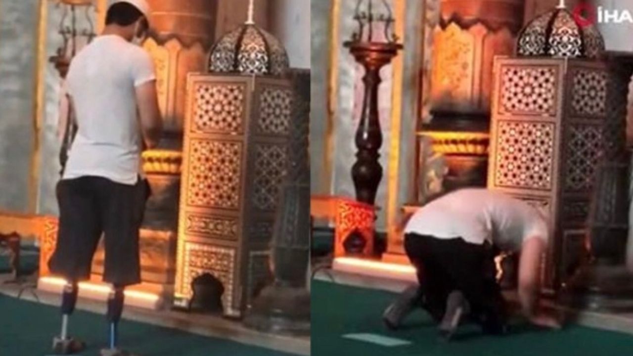 Ayasofya’da duygulandıran ibadet