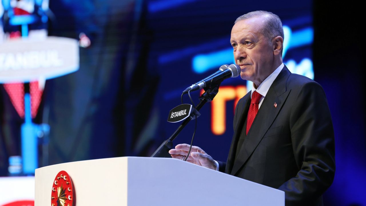 Cumhurbaşkanı Erdoğan: 'Biz sadece milletimizin emrindeyiz, bunlar gibi talimatı Kandil'den almıyoruz'