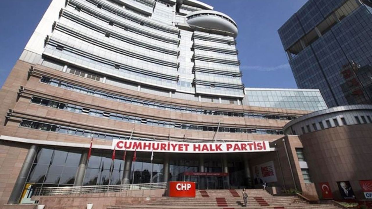 CHP MYK toplantısı sona erdi! Tüm üyeler istifa etti