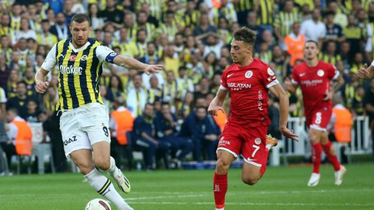Fenerbahçe - Antalyaspor: 3-2 Antalya terletti