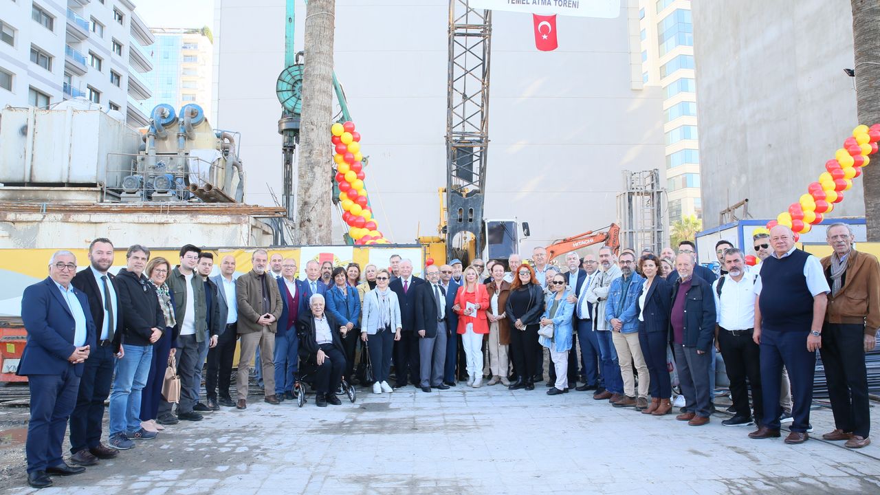 İGC yuvasına kavuşuyor, İzmir görkemli bir bina kazanıyor