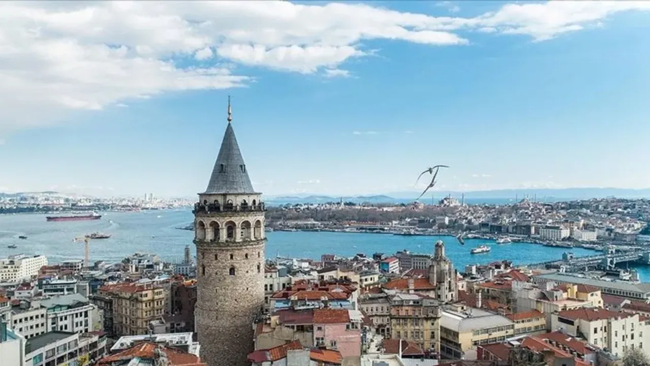 "Euromonitor'un 2023 şehir endeksi: Paris zirvede, İstanbul 23., Antalya 57., Muğla 93."