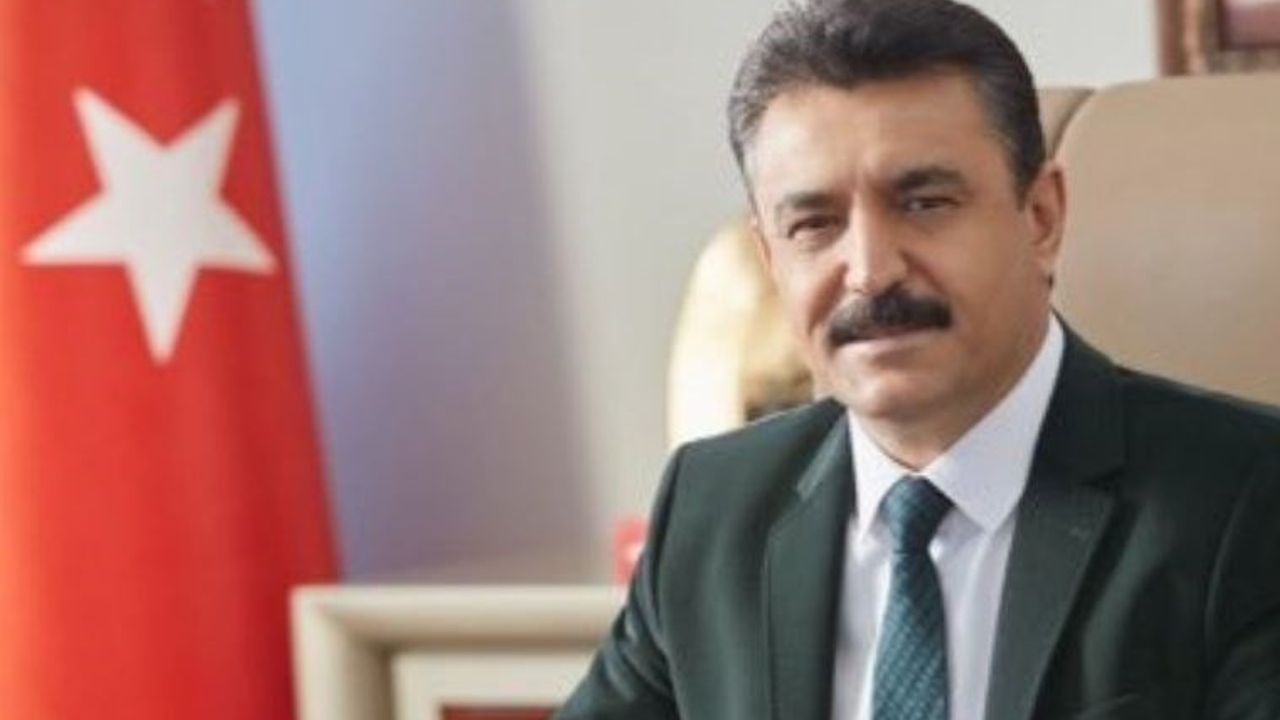 CHP İzmir Dikili Belediye Başkanı adayı Adil Kırgöz'ü tanıyalım