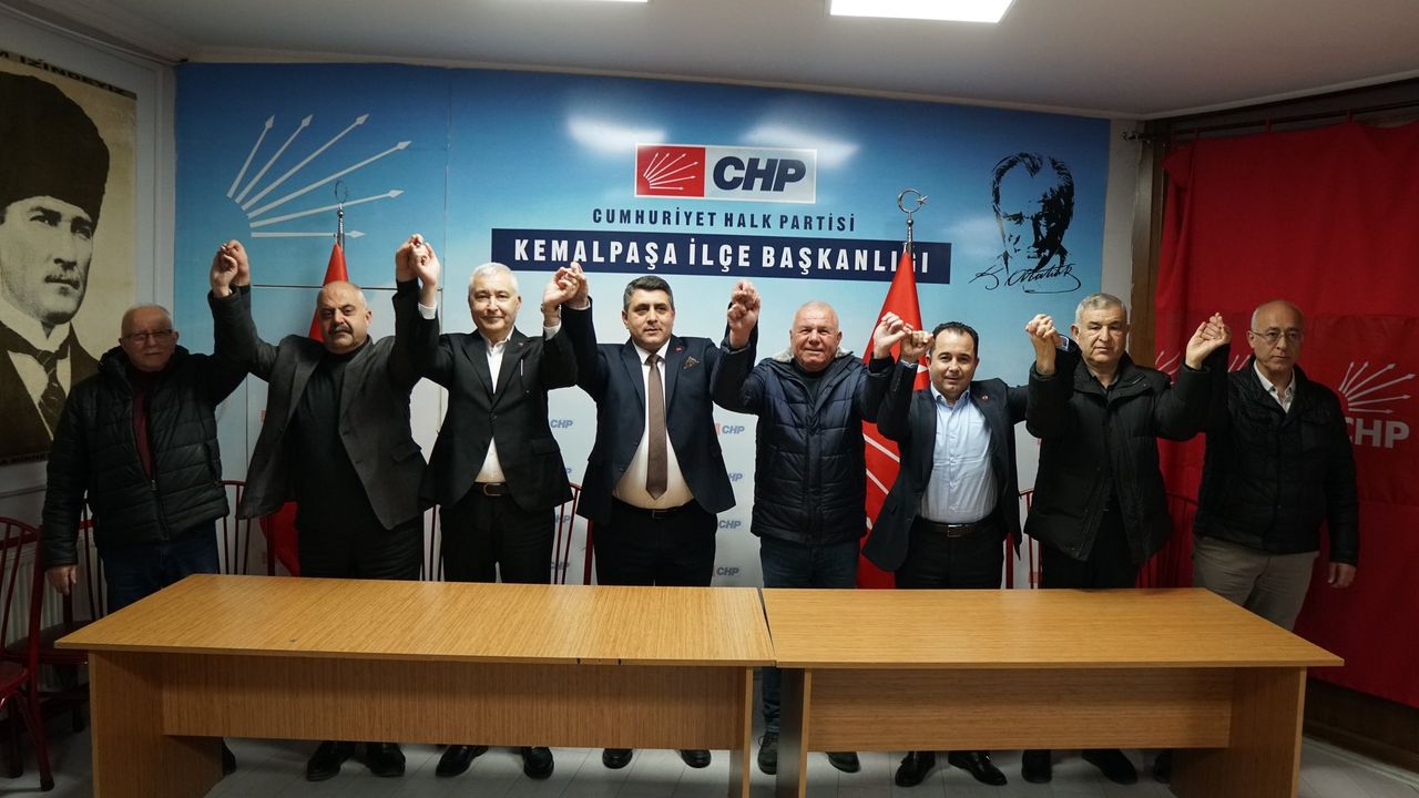 CHP Kemalpaşa'da 31 Mart seçimleri için ele ele verdi!