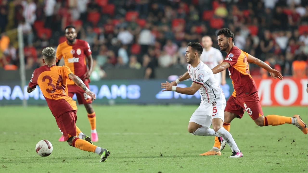 Galatasaray, Gaziantep FK'yı yenerek liderliğini sürdürmek istiyor