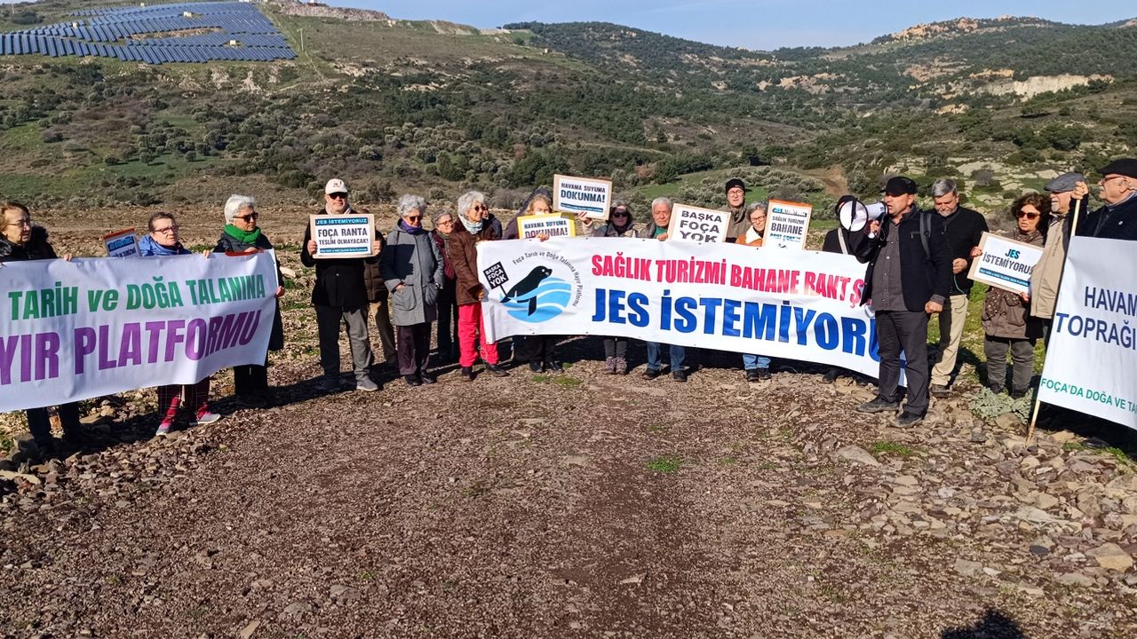 Foça'da Termal Turizm projesine karşı protesto: "Foça'yı ranta teslim etmeyeceğiz!"