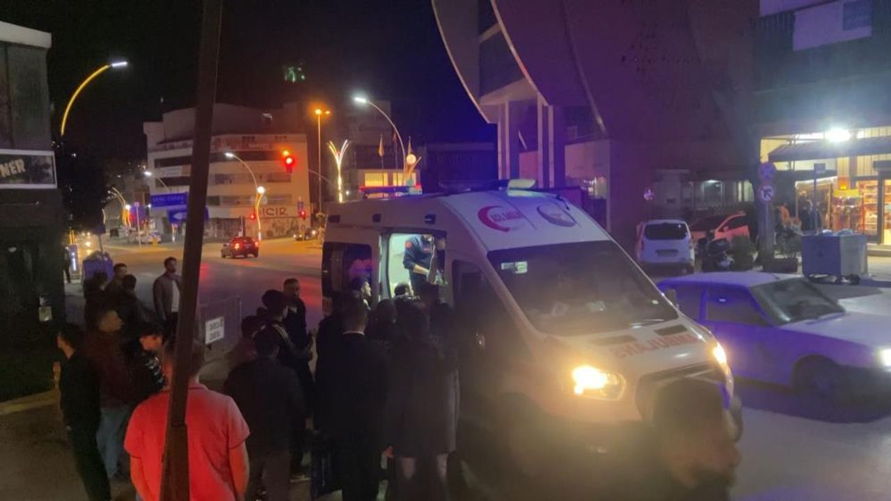 Darıca'da tartışmanın sonu kanlı bitti: 3 kişi yaralandı!