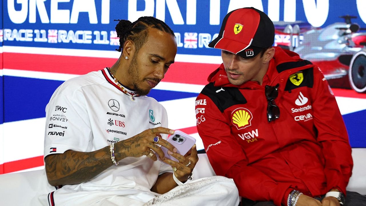 Formula 1'de Bomba Transfer! Lewis Hamilton 2025'te Ferrari'de!