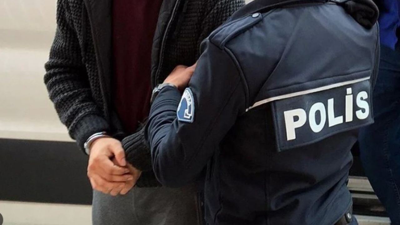 21 yıllık firari hükümlü GBT sorgulamasında Bayraklı'da yakalandı
