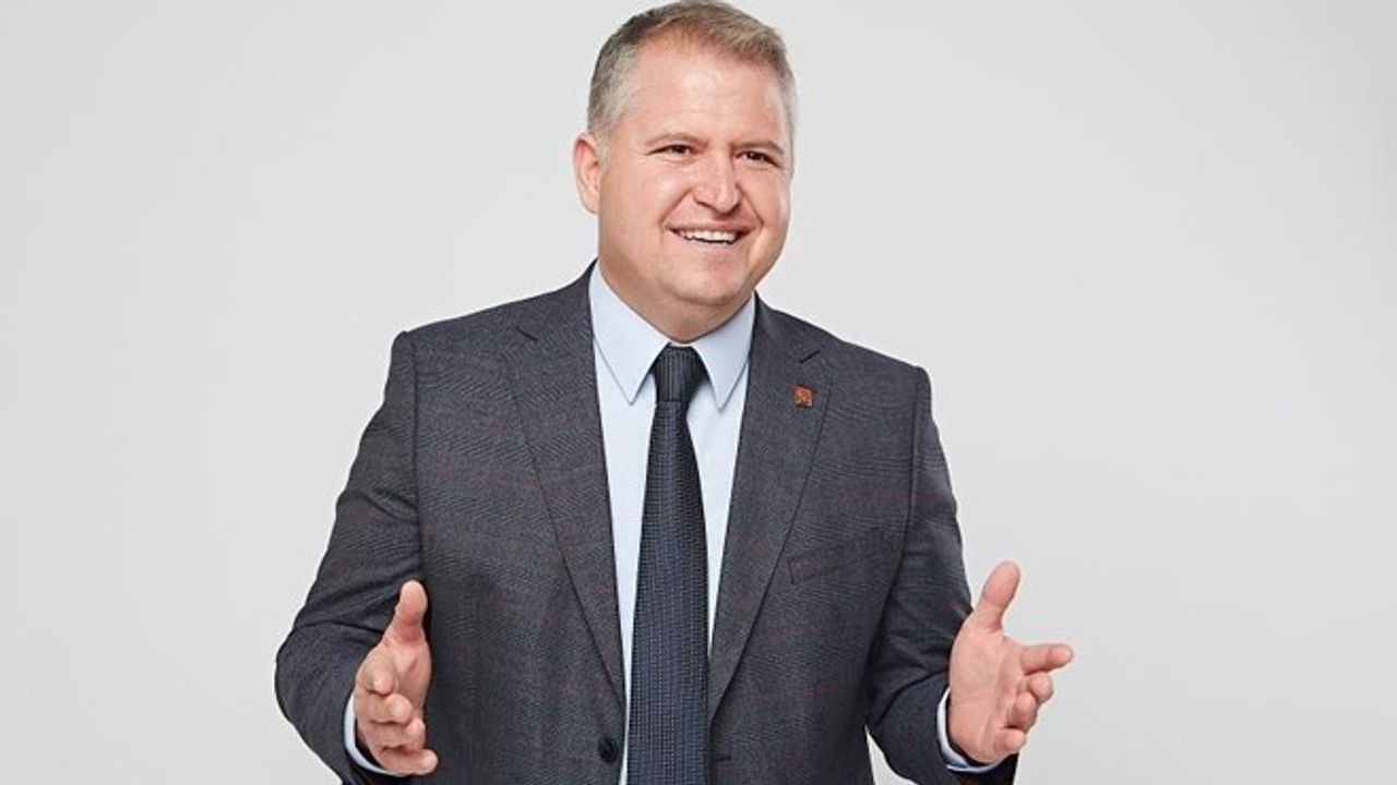 Urla Belediye Başkanı Selçuk Balkan: "15 halk plajı yapacağız"