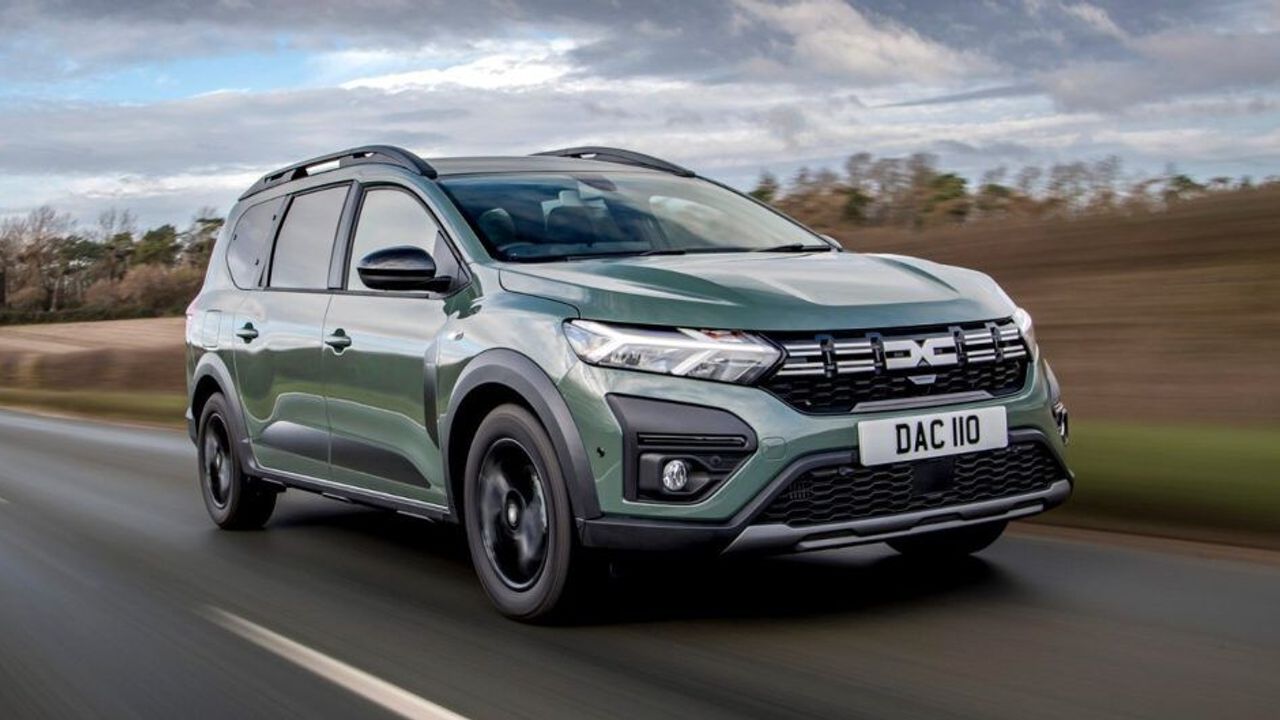 Dacia o modellerinde fiyat listesini değiştirdi! Fiyatı gören şaşıp kalıyor