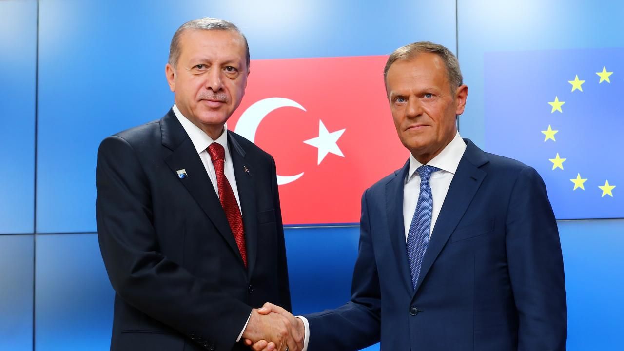 Cumhurbaşkanı Erdoğan'ın, Polonya Cumhurbaşkanı Donald Tusk'a hediye ettiği mektup nedir?