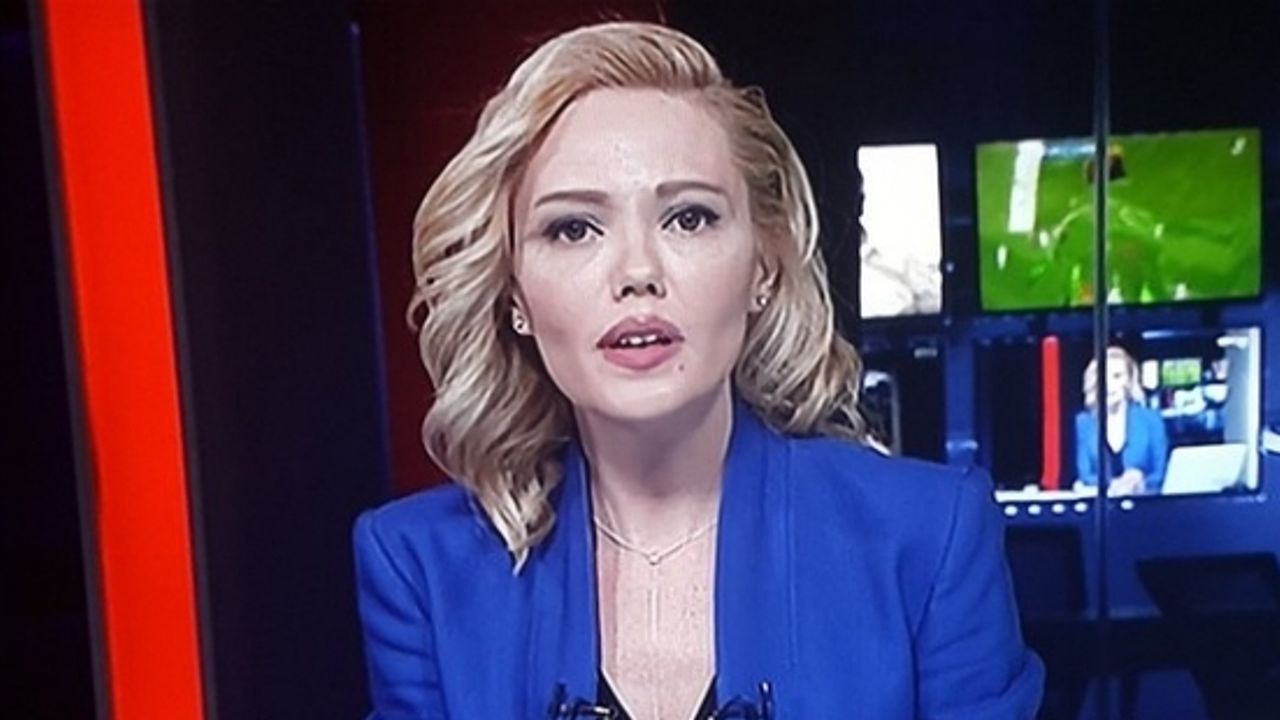 15 Temmuz'da zorla bildiri okutulan spiker bakın şimdi ne yapıyor!