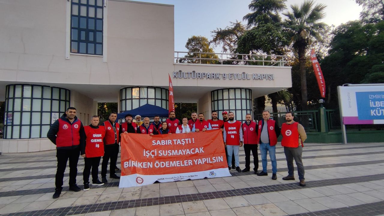 İzmir Büyükşehir işçilerinden ikinci gün eylemi! - İzmir Haberleri