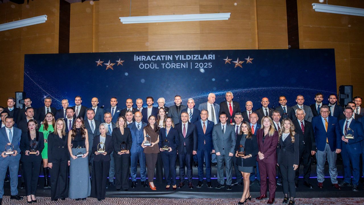 İzmir sanayisi ihracatta parladı! İAOSB’den 9 firma ödül aldı
