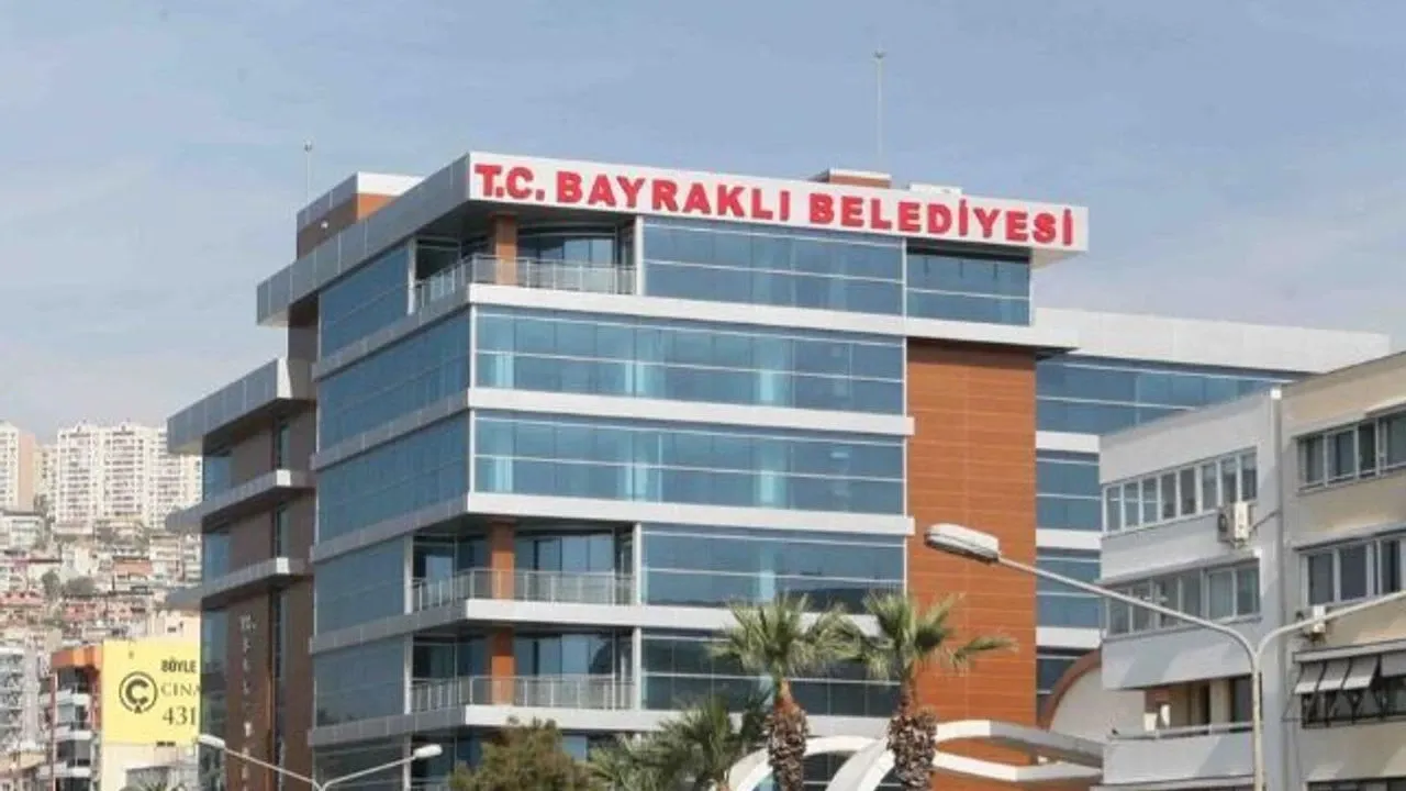 Bayraklı’da TİS krizi çözüldü!  Memurun sözleşmesine Meclis’te oy birliği!