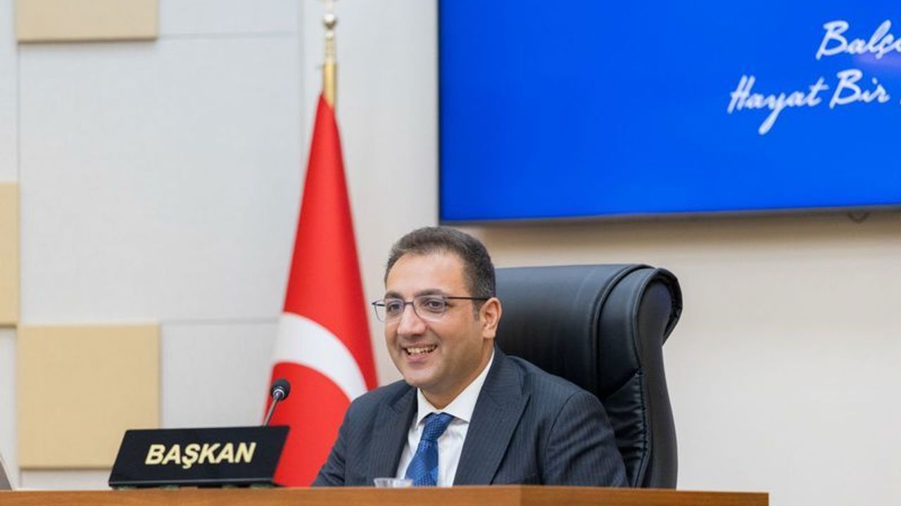 Balçova’da 2,48 milyar TL’lik bütçeye meclisten tam destek! “Aynı azimle çalışacağız”
