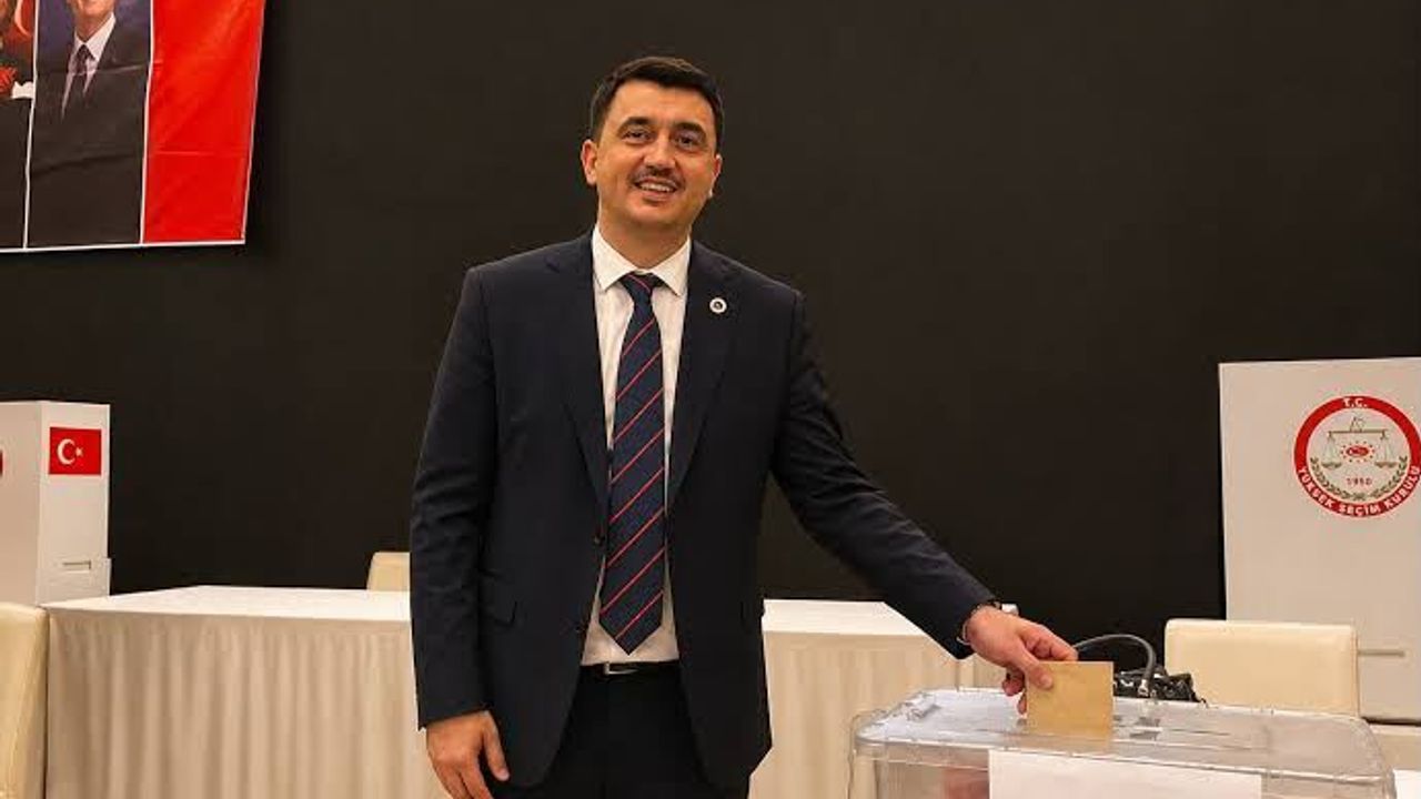 Menderes’te YENİ Parti’nin yeni yönetimi belli oldu! Listede MYK'dan isim var!