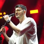 Sağanağa rağmen kimse alanı terk etmedi! Semicenk konserinde meydan dolup taştı