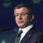 Ahmet Davutoğlu siyaseti bıraktı: Gelecek Partisi'nin de siyasi faaliyetlerine son verildi