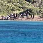 Urla'da düzensiz göçmen operasyonu: Çamur Koyu'nda 33 kişi yakalandı