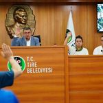 15 istifa, 1 başkanvekili değişti! Tire Meclisi'nde Yeni parti revizyonu!