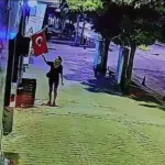 Türk bayrağını ateşe veren şahıs yakalandı!