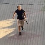 İzmir Buca'da sokakta silahlı tehdit pahalıya patladı: Polis her yerde onu arıyor