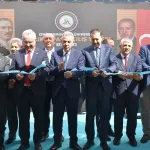 İzmir Demokrasi Üniversitesi'nde yeni dönem: Uzundere'nin ilk kalıcı binası törenle hizmete girdi!
