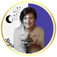 Astrolog Neyir Gizem Eseryel