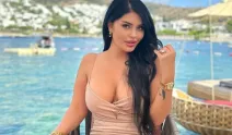 Öyle bir dekolte giydi ki... Ebru Polat oryantal şovuyla sosyal medyayı salladı