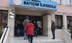İzmir’deki çifte vatandaşlar Bulgaristan seçimleri için sandık başına gitti