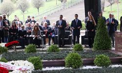 Turgut Özal mezarı başında anıldı
