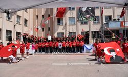 19 Mayıs Karşıyaka'da coşku ile kutlanıyor