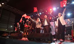 Karabağlar'da 19 Mayıs coşkusunu Binlerce Genç Yüksek Sadakat'la kutladı