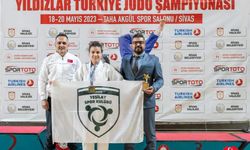 İzmir Yeşilay Spor Kulübü sporcusu Rüya Ceylan, Türkiye judo şampiyonu oldu!