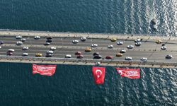 15 Temmuz Şehitler Köprüsü'ne Türk Bayrağı asıldı