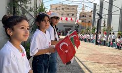 Afrin’de  Türkçe şiirler okuyup harmandalı oynadılar