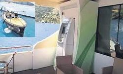 Sosyetenin tatil bölgesinde denizde yüzen ATM hizmeti başladı
