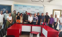 CHP İzmir Gençlik Kollarından CHP Efes Selçuk'a tebrik ziyareti