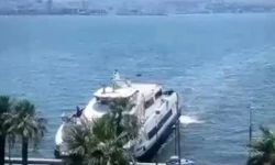 İzmir’de yolcu gemisi kıyıya çarptı