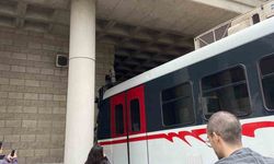 İzmir Metrosu'nda dehşet anları!