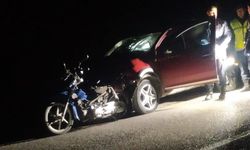 Otomobil motosiklete çarptı: 1 ölü, 1 ağır yaralı