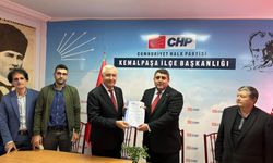 CHP Kemalpaşa'da Mehmet Türkmen aday adaylığı için yola çıkan ilk isim oldu