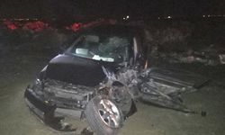 Manisa'da minibüs ile otomobil çarpıştı: 5 yaralı 