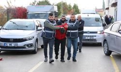 Adana'da silahlı saldırı hazırlığındaki baba ve oğlu yakalandı