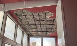 Güngören'de deprem sonrası bina çöktü, tahliye edildi