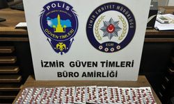 İzmir'de uyuşturucu taciri yakalandı: Sentetik ecza ele geçirildi